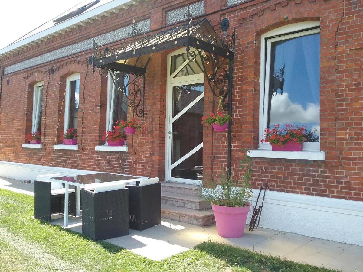 Chambre D'Hotes "Coquelicot" Nurlu Exterior photo