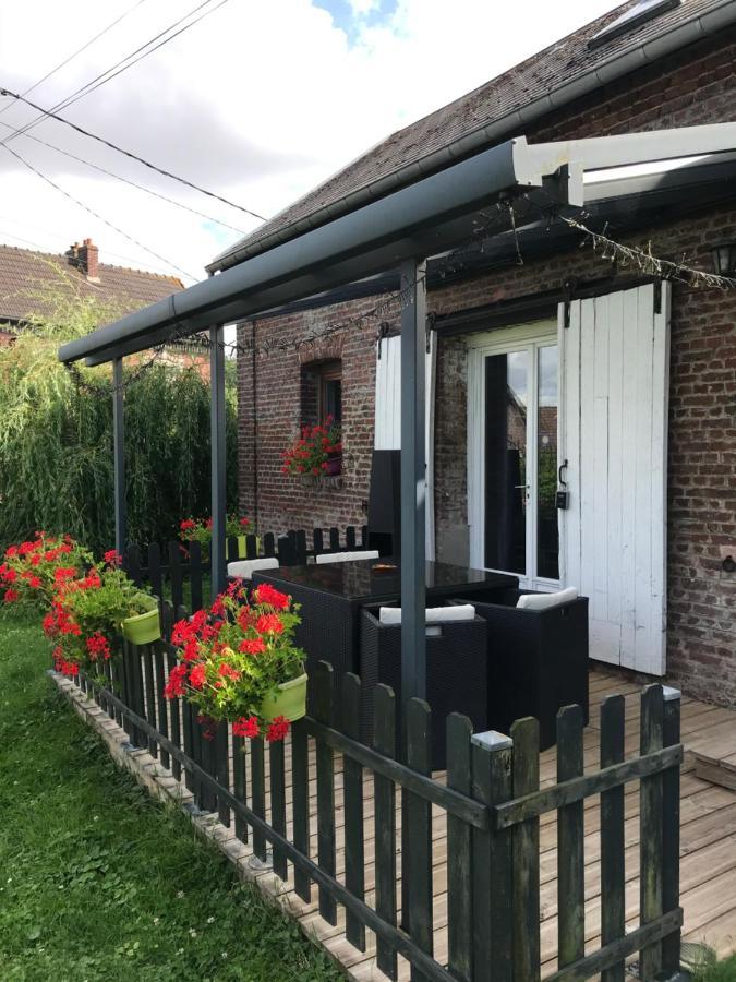 Chambre D'Hotes "Coquelicot" Nurlu Exterior photo